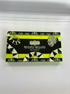 Brand New Melt Cosmetics BeetleJuice Recently Deceased eyeshadow palette